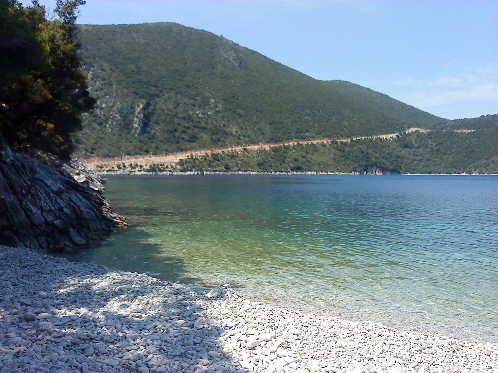 Hotel Nostos Frikes Exteriér fotografie