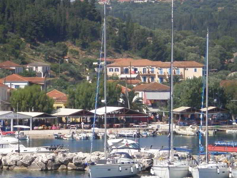 Hotel Nostos Frikes Exteriér fotografie