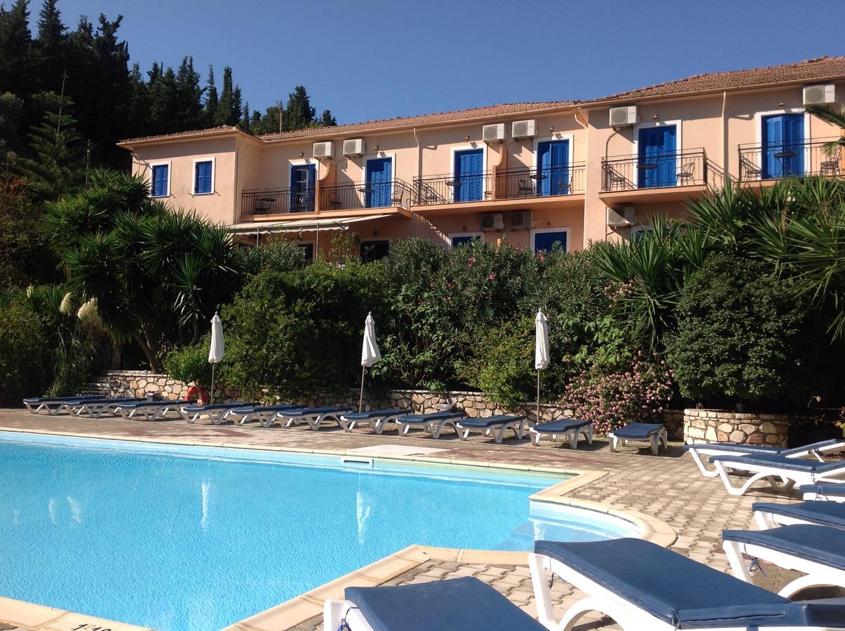 Hotel Nostos Frikes Exteriér fotografie