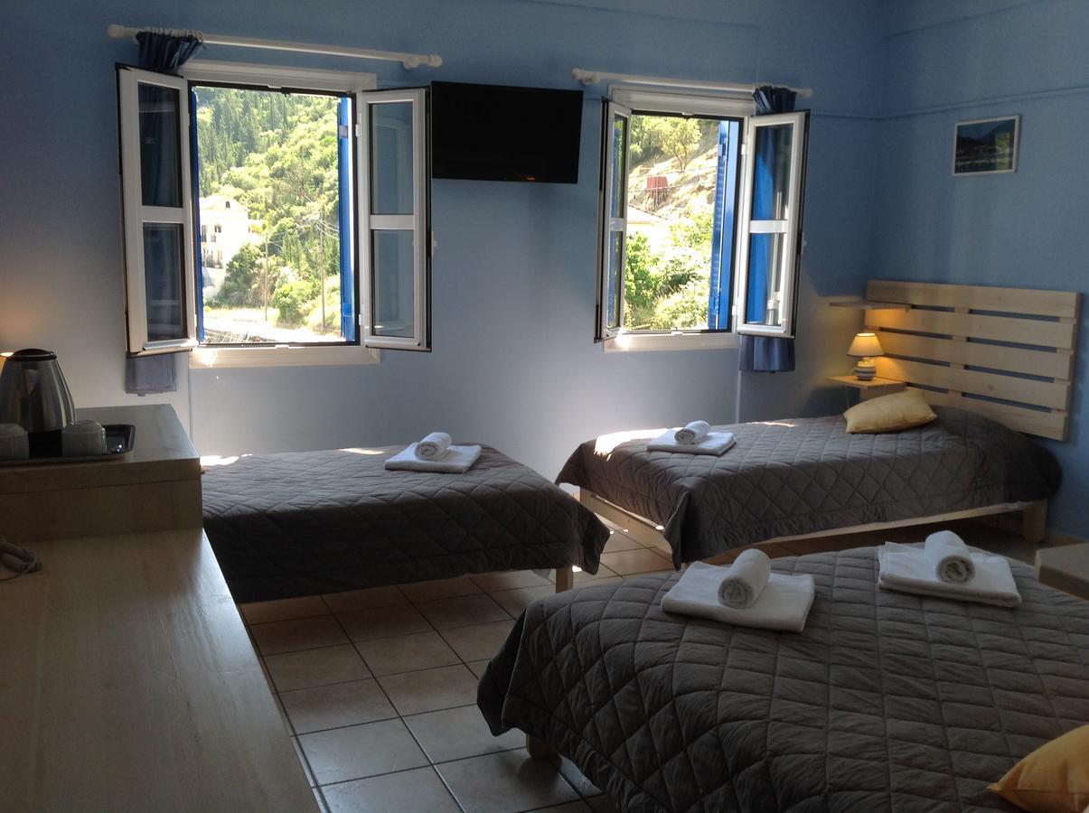 Hotel Nostos Frikes Exteriér fotografie