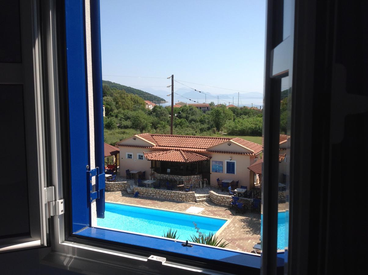Hotel Nostos Frikes Exteriér fotografie