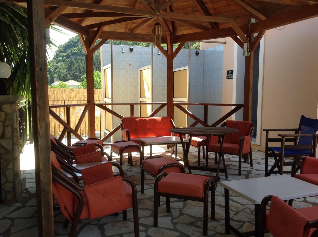 Hotel Nostos Frikes Exteriér fotografie